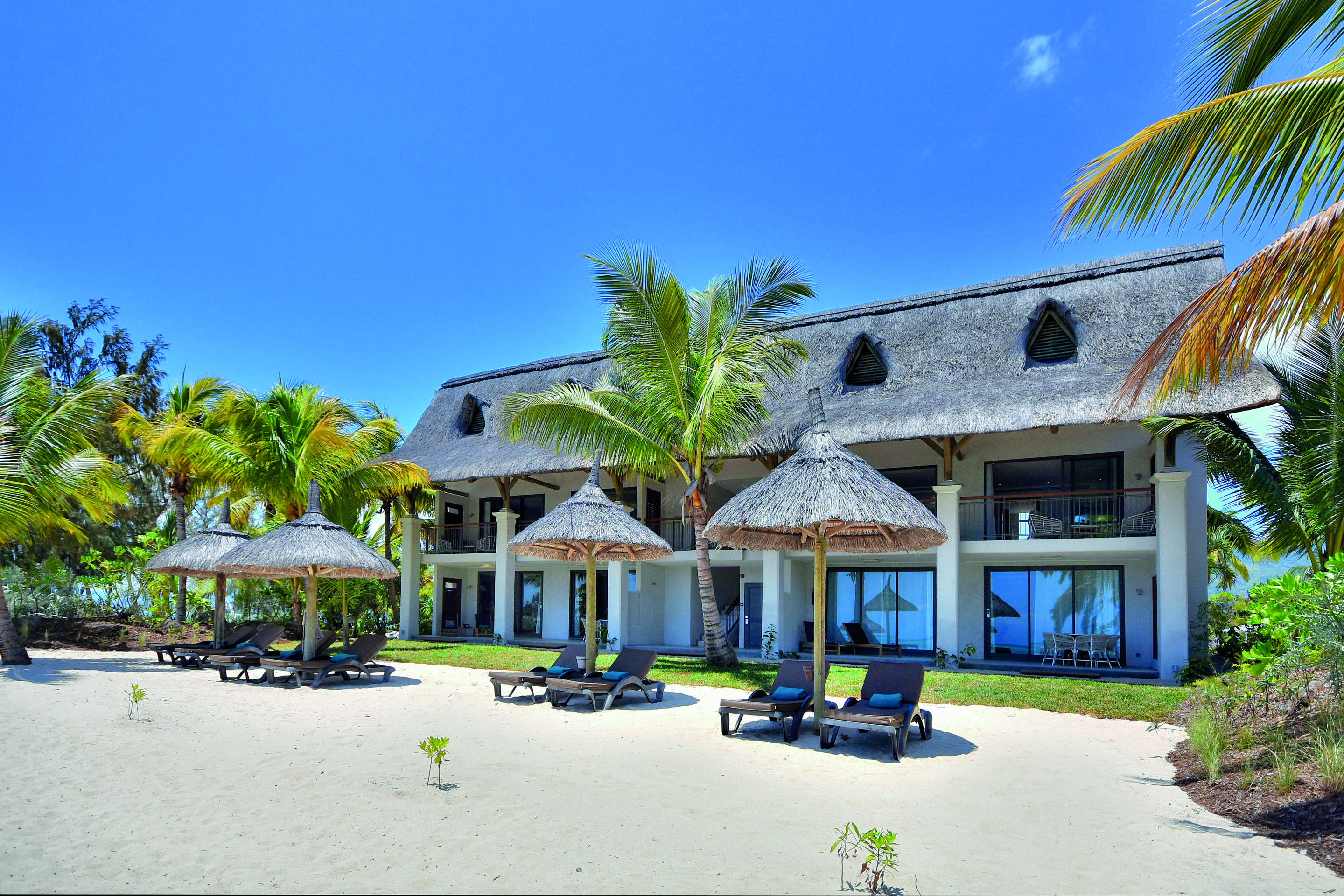 Paradis Beachcomber Golf Resort & Spa Ле Морн Екстериор снимка